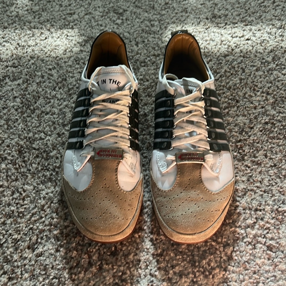 Like new sz 10 DSquared mens shoe